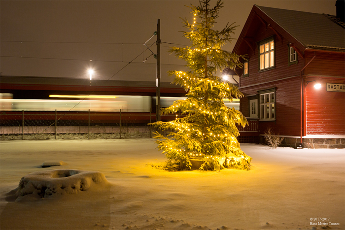 2017 11 28 8230 HMT 700 72
